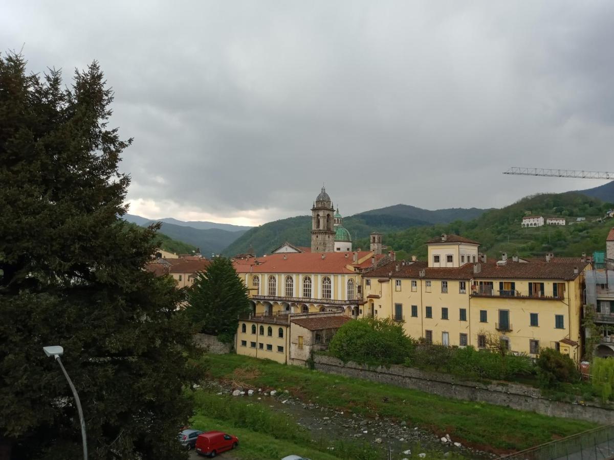 Casa Con Vista - Border House - Pontremoli Daire Dış mekan fotoğraf